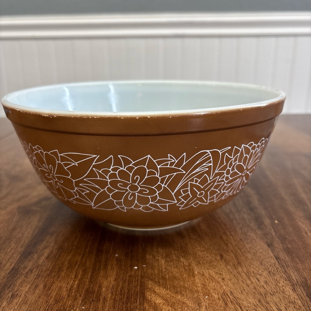Vintage PYREX Mixing Nesting Bowl Woodland Brown #2.5 Liter #403 - Picture 1 of 4